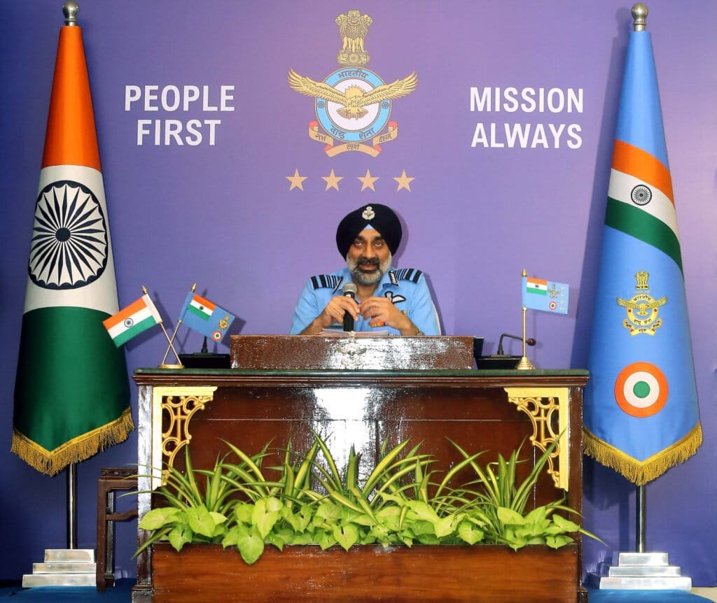 Indian Air Force : HAL नहीं कर पा रहा है तेजस की सप्लाई 2 WhatsApp Image 2024 10 04 at 4.49.45 PM1
