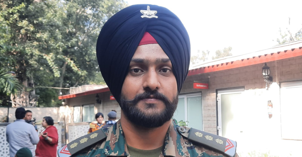 Republic Day : आत्मनिर्भर भारत, स्वदेशी और नारी शक्ति का अद्भुत प्रदर्शन 11 navjot 2